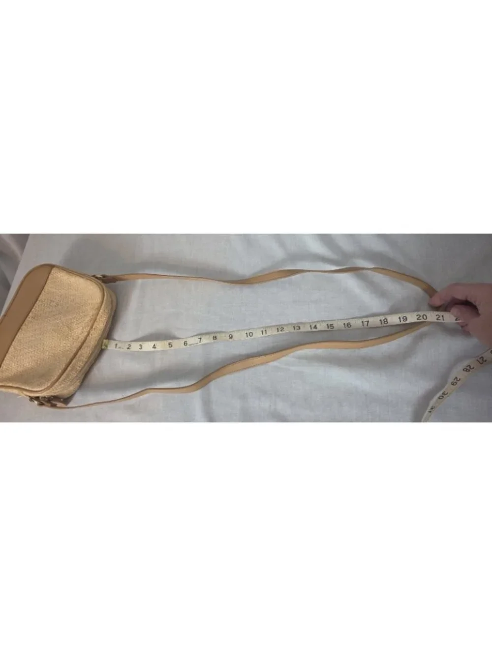 Etienne Aigner Woven Straw Crossbody Shoulder Bag Purse Tan Summer Vacation - Picture 12 of 12